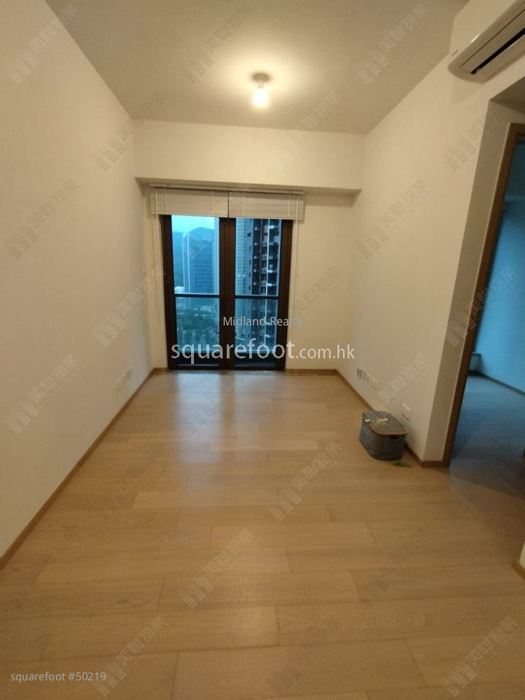 LP6 售盤 2 房 , 1 浴室 525 平方呎 LP6 售盤 2 房 , 1 浴室 525 平方呎