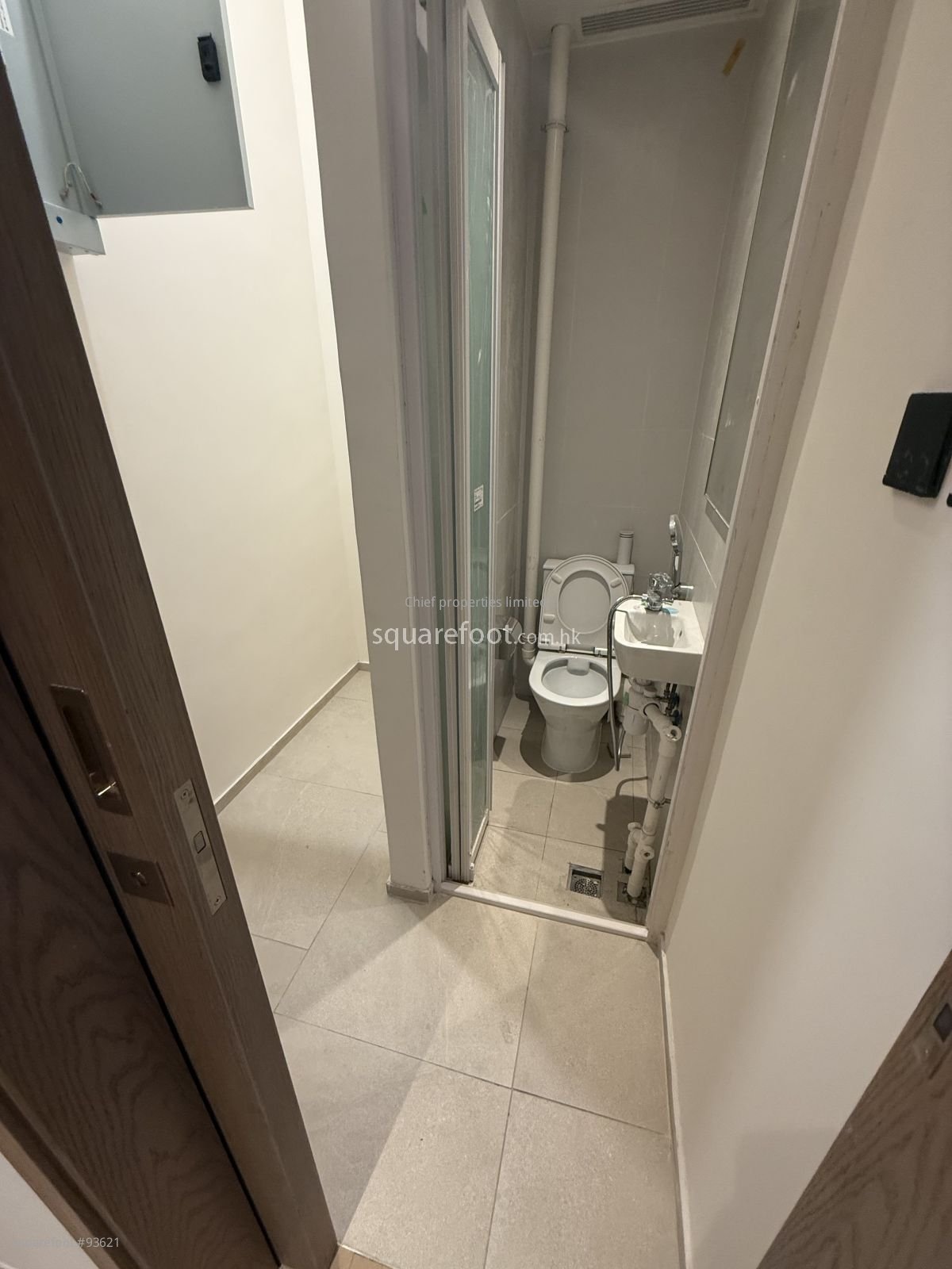 In One Sell 3 Bedrooms , 3 Bathrooms 937 ft² In One Sell 3 Bedrooms , 3 Bathrooms 937 ft²