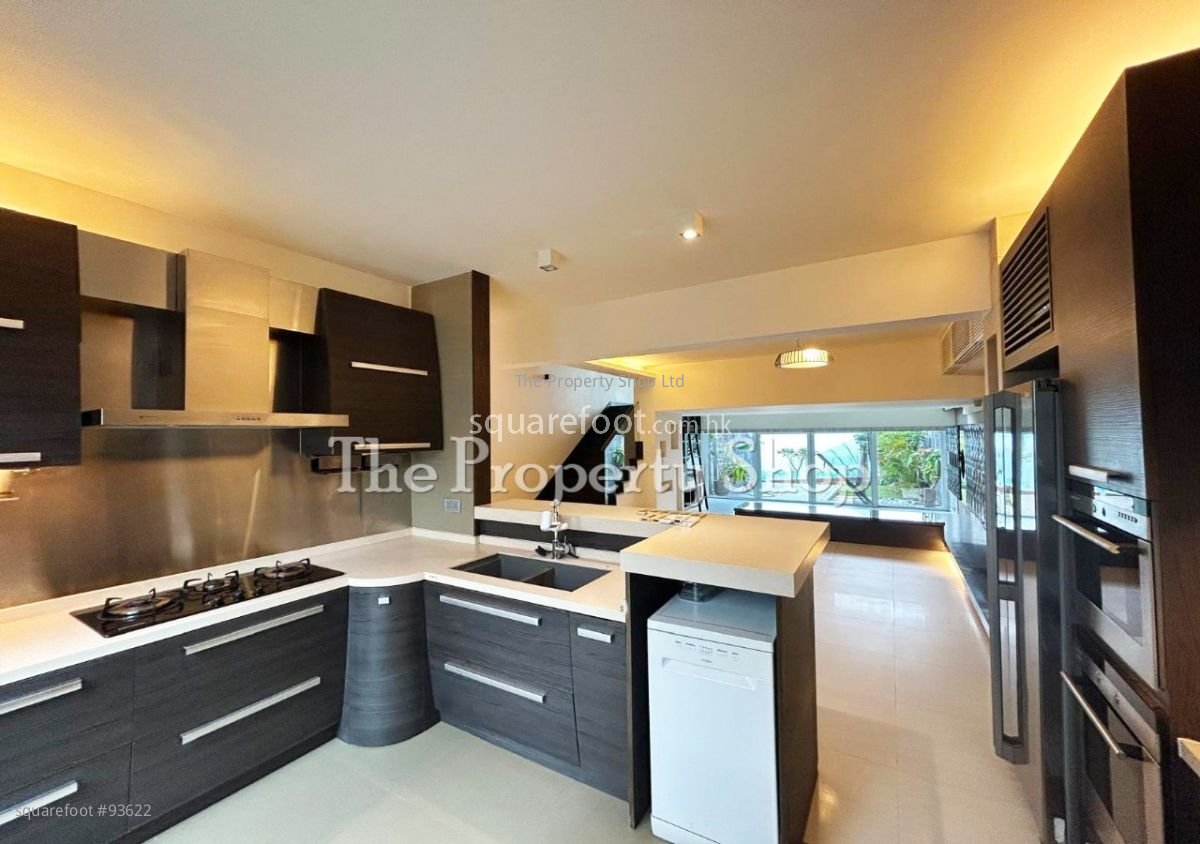 Silverstrand Lodge Sell 3 Bedrooms , 2 Bathrooms 1,893 ft² Silverstrand Lodge Sell 3 Bedrooms , 2 Bathrooms 1,893 ft²