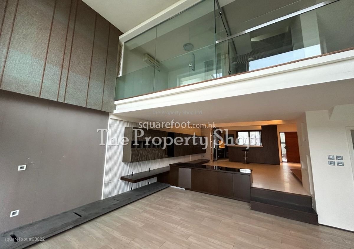 Silverstrand Lodge Sell 3 Bedrooms , 2 Bathrooms 1,893 ft² Silverstrand Lodge Sell 3 Bedrooms , 2 Bathrooms 1,893 ft²