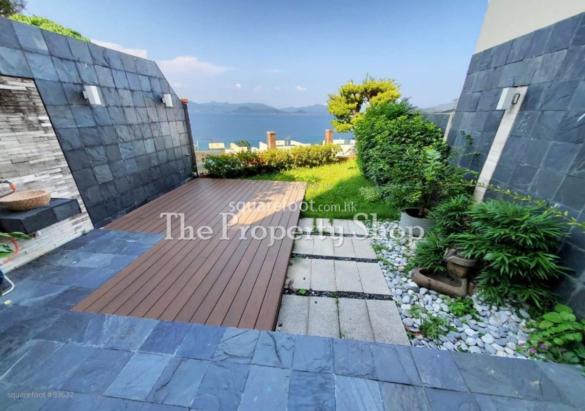 Silverstrand Lodge Sell 3 Bedrooms , 2 Bathrooms 1,893 ft² Silverstrand Lodge Sell 3 Bedrooms , 2 Bathrooms 1,893 ft²