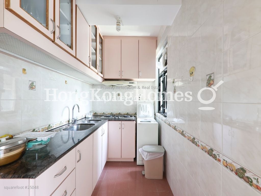 康怡花園 租盤 3 房 , 1 浴室 596 平方呎 康怡花園 租盤 3 房 , 1 浴室 596 平方呎