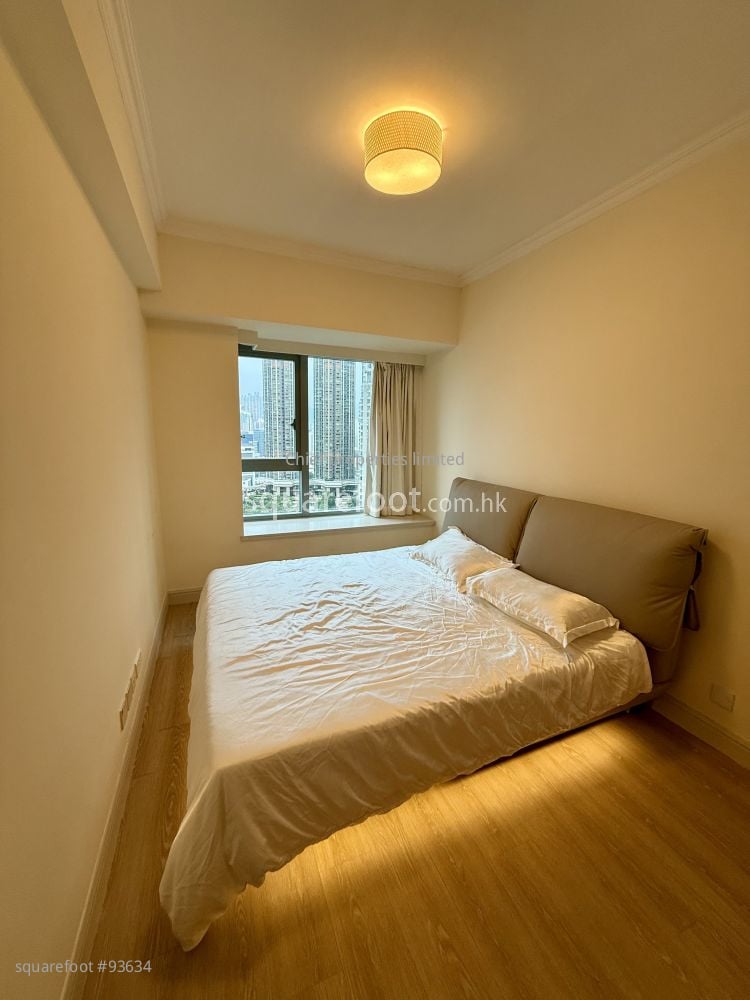 The Harbourside Rental 3 Bedrooms , 3 Bathrooms 852 ft² The Harbourside Rental 3 Bedrooms , 3 Bathrooms 852 ft²