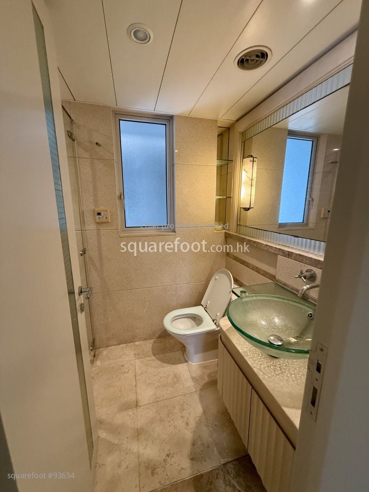 The Harbourside Rental 3 Bedrooms , 3 Bathrooms 852 ft² The Harbourside Rental 3 Bedrooms , 3 Bathrooms 852 ft²