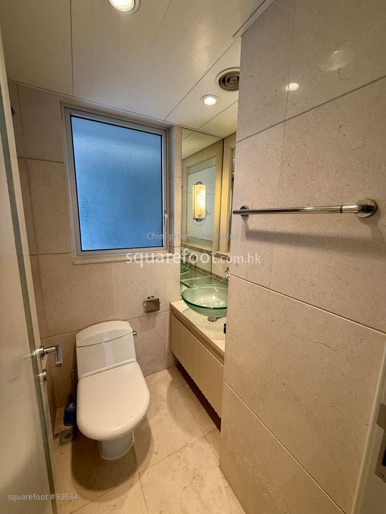 The Harbourside Rental 3 Bedrooms , 3 Bathrooms 852 ft² The Harbourside Rental 3 Bedrooms , 3 Bathrooms 852 ft²