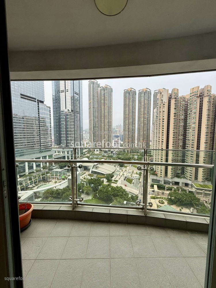 The Harbourside Rental 3 Bedrooms , 3 Bathrooms 852 ft² The Harbourside Rental 3 Bedrooms , 3 Bathrooms 852 ft²