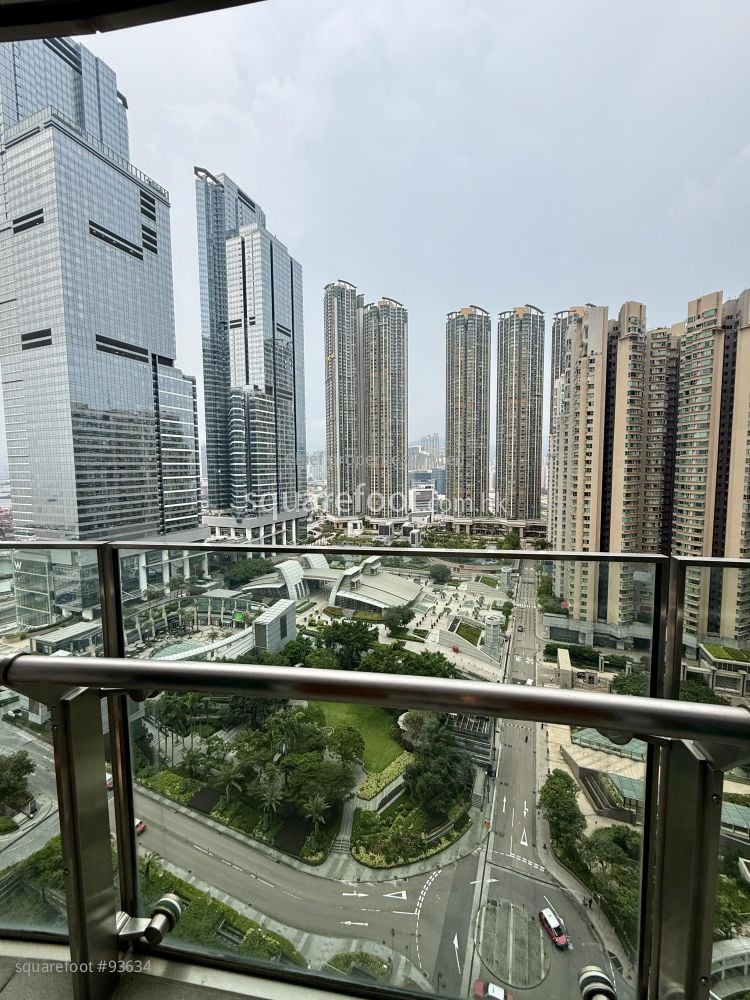 The Harbourside Rental 3 Bedrooms , 3 Bathrooms 852 ft² The Harbourside Rental 3 Bedrooms , 3 Bathrooms 852 ft²