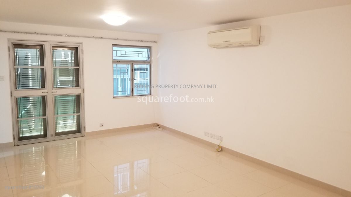 村屋 租盘 3 房 , 1 浴室 1,260 平方尺 村屋 租盘 3 房 , 1 浴室 1,260 平方尺