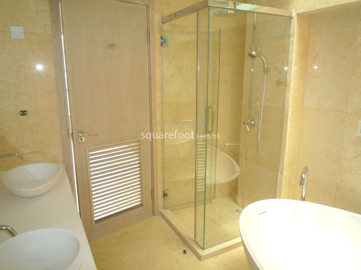 Royal Bay Rental 4 Bedrooms , 3 Bathrooms 2,091 ft² Royal Bay Rental 4 Bedrooms , 3 Bathrooms 2,091 ft²