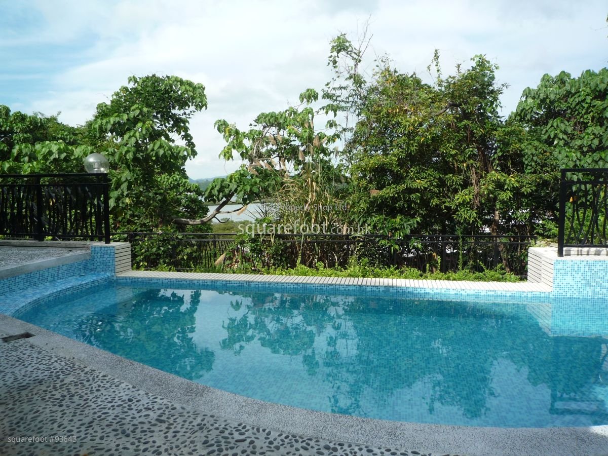 Royal Bay Rental 4 Bedrooms , 3 Bathrooms 2,091 ft²