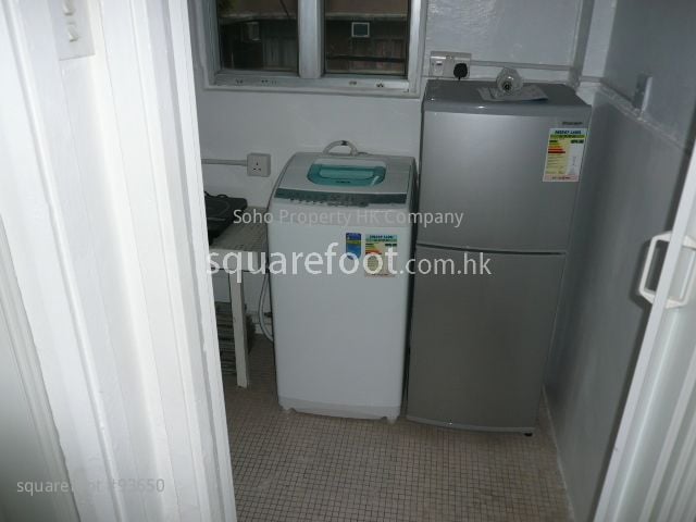 Nos. 99B High Street Whole Block  Sell 5+ Bedrooms , 5+ Bathrooms 2,695 ft² Nos. 99B High Street Whole Block  Sell 5+ Bedrooms , 5+ Bathrooms 2,695 ft²