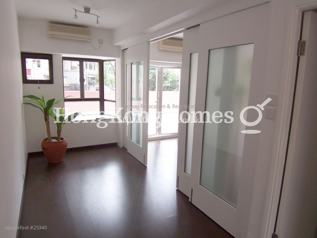 Rosedale Garden Rental 1 Bathroom 358 ft²
