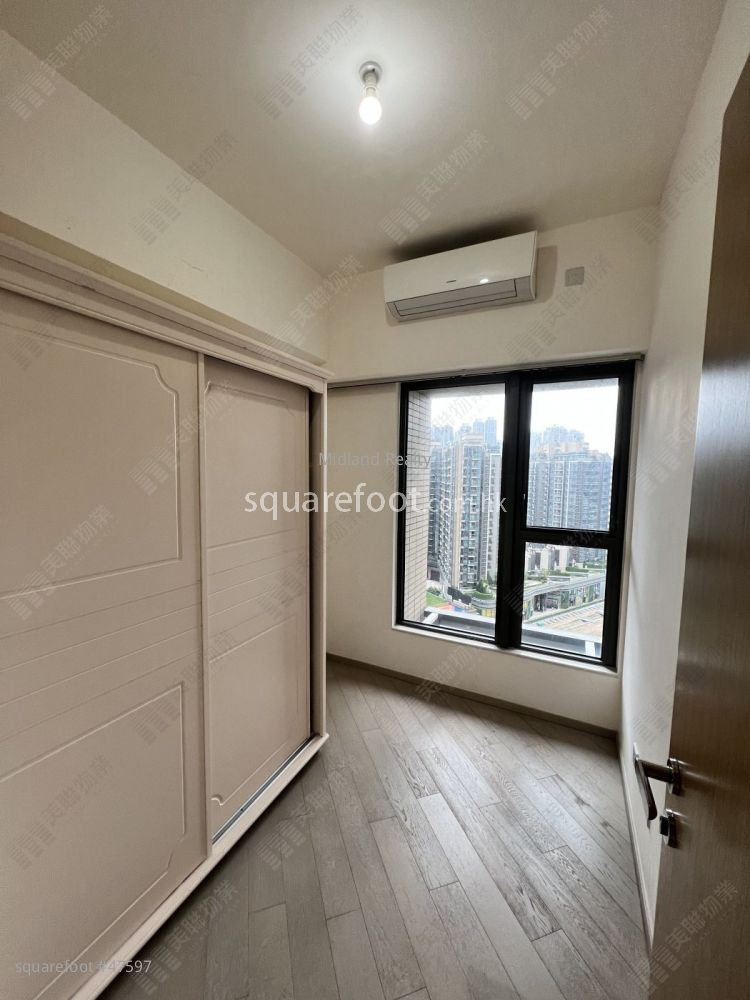 The Wings Rental 3 Bedrooms , 3 Bathrooms 841 ft²