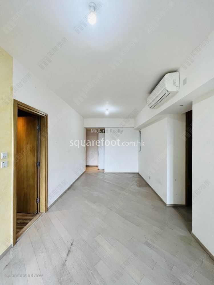 The Wings Rental 3 Bedrooms , 3 Bathrooms 841 ft²