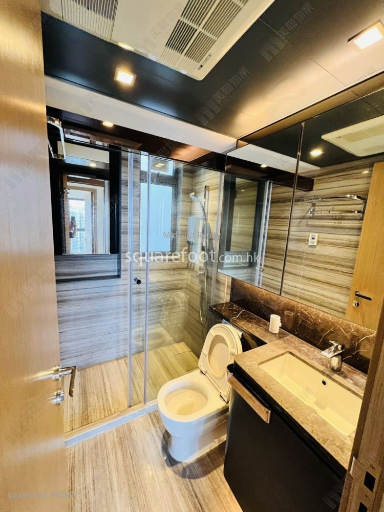 The Wings Rental 3 Bedrooms , 3 Bathrooms 841 ft²