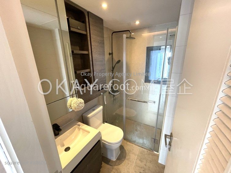 Bohemian House Sell 2 Bedrooms , 1 Bathroom 488 ft²