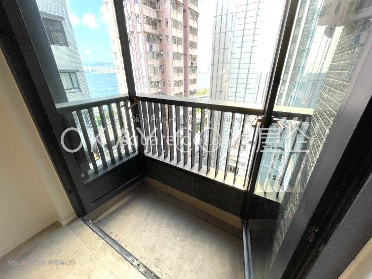 Bohemian House Sell 2 Bedrooms , 1 Bathroom 488 ft²