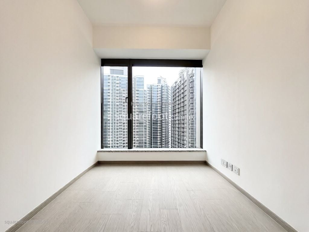 港島南岸 售盤 3 房 , 2 浴室 972 平方呎