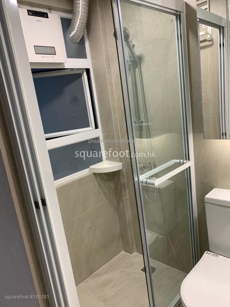 Tai On Building Rental Studio , 1 Bathroom 352 ft²