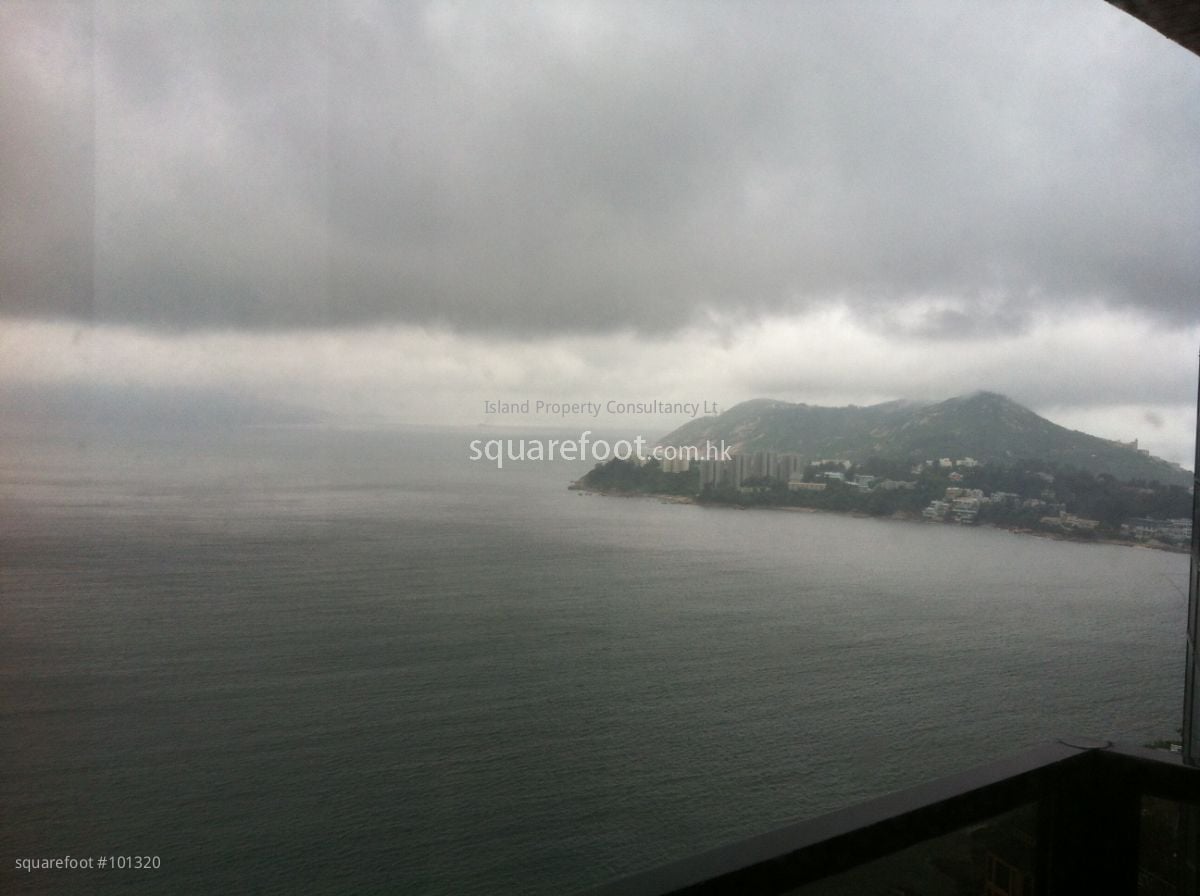 Pacific View Rental 2 Bedrooms , 2 Bathrooms 1,077 ft²